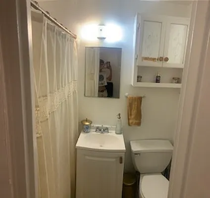 Rented by Downtown Mgt & Realty LLC | media 19