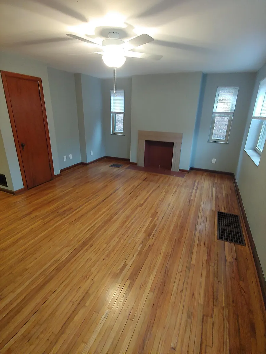 Building Photo - 1502 W 6th Ave #A