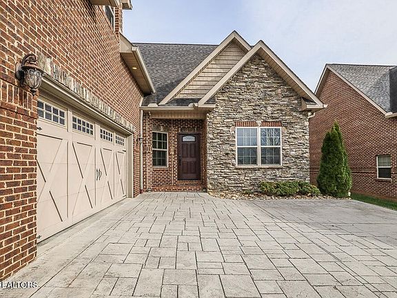 4th image of 1564 Tsuga Dr