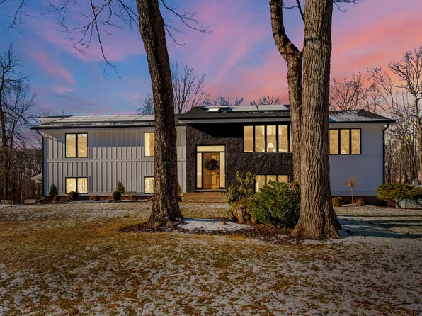 15 Sherry Drive, Southington, CT 06489
