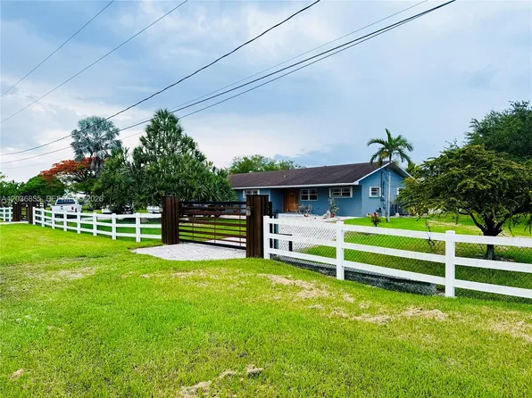21217 SW 160th St, Miami, FL 33187