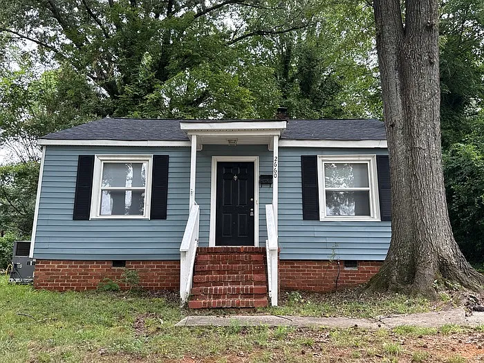 2660 Revolution Park Dr — Photo 1