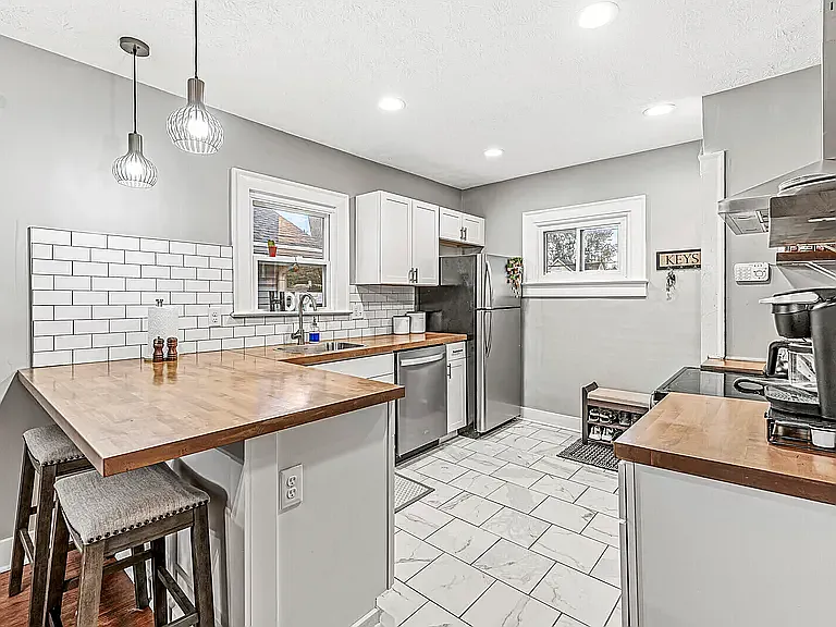 1218 E Southern Ave — Photo 13