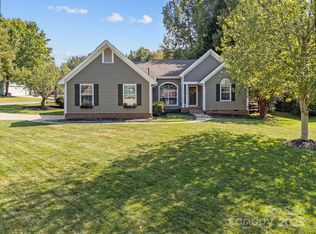 16403 Amber Field Dr, Huntersville, NC 28078