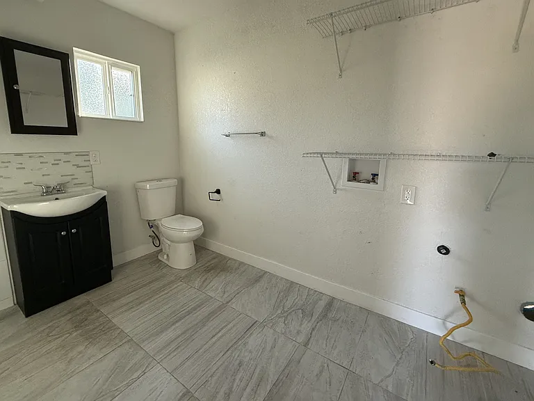7820 Old Auburn Rd — Photo 4