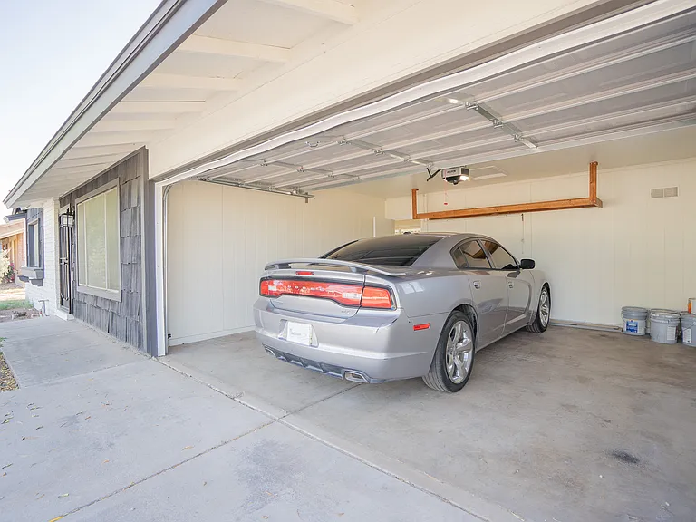 3142 N 78th Dr — Photo 22