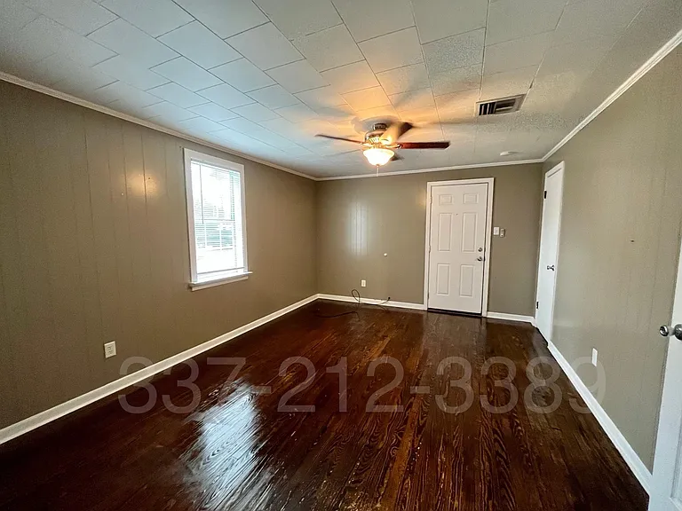 201 Saint George St — Photo 8