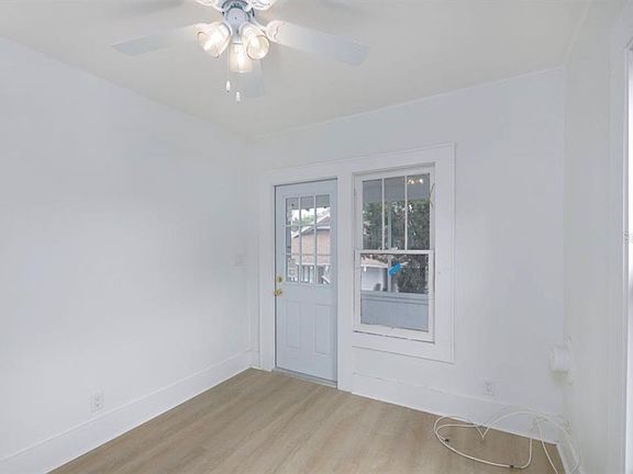 4th image of 622 7th Ave N #618B