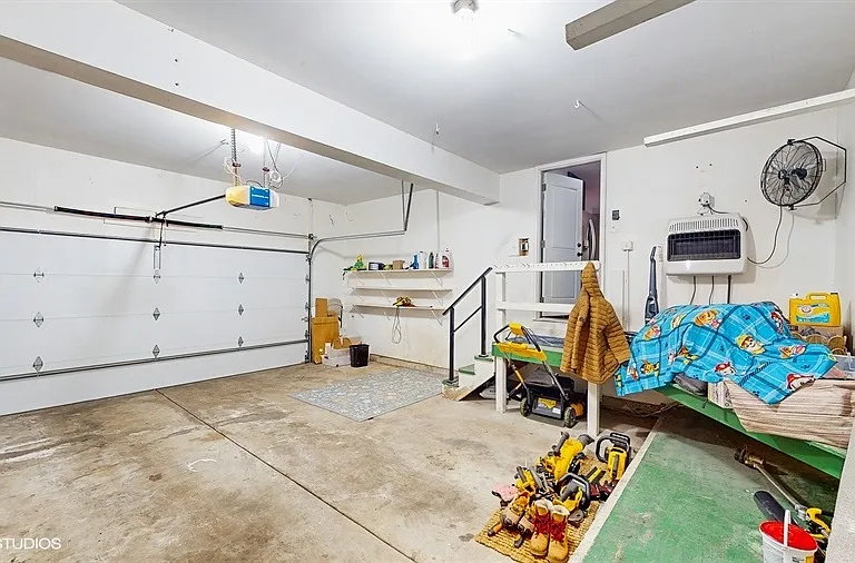 137 Forest Ave — Photo 47