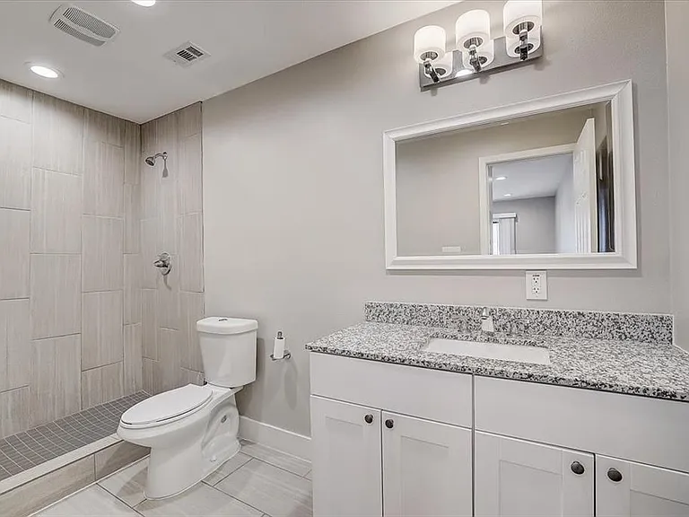 935 La Posada Dr #222 — Photo 12