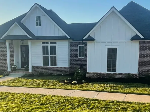 3755 McFall Rd, Palmyra, TN 37142