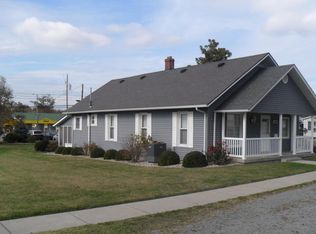 1109 S 14th St, Herrin, IL 62948