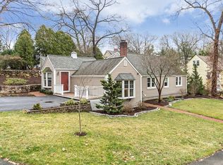 2 Lakewood Rd, Natick, MA 01760