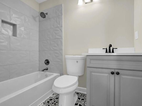 3571 Kennesaw Station Dr NW, Kennesaw, GA 30144