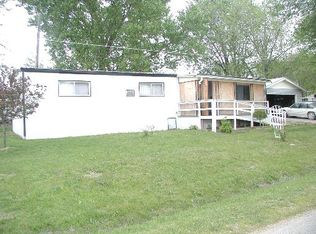 304 W Fairground Rd, Albany, MO 64402