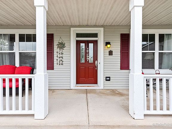3rd image of 2415 Lindsay Ct