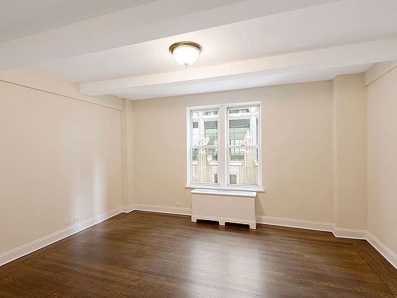 4th image of 309 W 57th St APT 1701