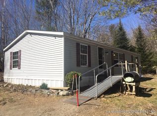 7 Bog Rd, Rockland, ME 04841