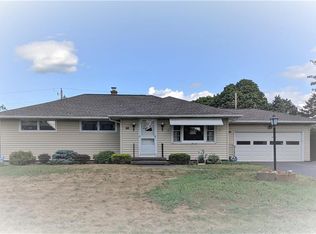 60 Carol Dr, Rochester, NY 14617