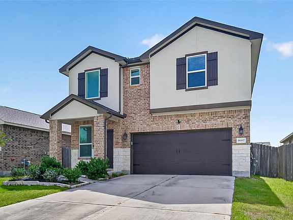 3rd image of 18817 Amaro Hills Dr