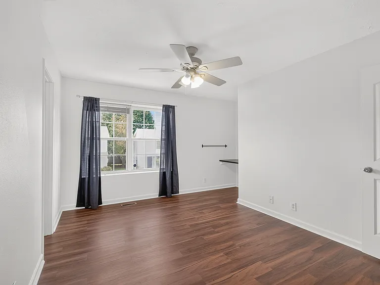 407 Arapaho Dr — Photo 19