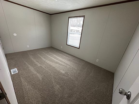 5th image of 272 Birdsall Dr E #159