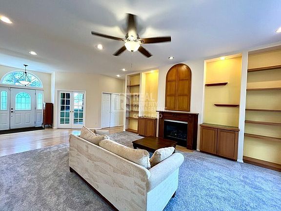 5th image of 1550 Capadaro Ct
