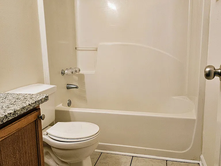 1151 Hunter Trl — Photo 14
