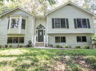 609 Victoria Ln, Woodstock, GA 30189