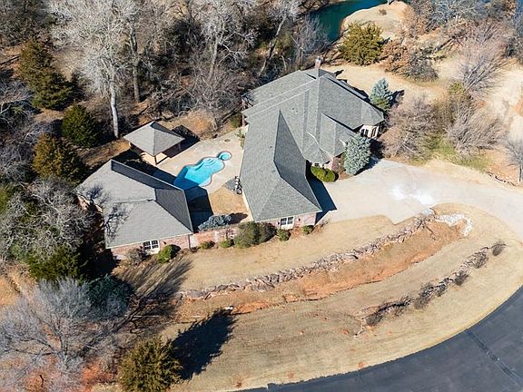 3rd image of 4209 Caliburn Pkwy