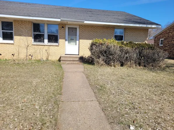 3204-3206 Runway Ave, 3204-3206 Runway Ave #Eau, Eau Claire, WI 54703