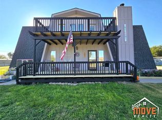 507 E Lincoln Ave, Lakin, KS 67860