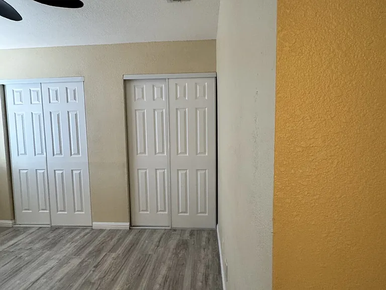 4300 El Como Way — Photo 14