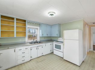 237 Main St, Farmington, NH 03835