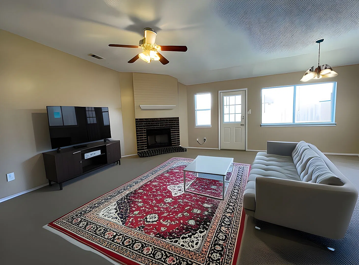 4-Bedroom House for Rent in Killeen — Photo 3