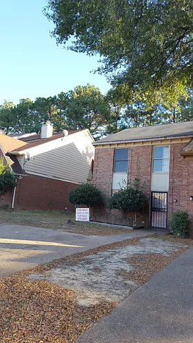 5577 Crepe Myrtle Dr Photo 1