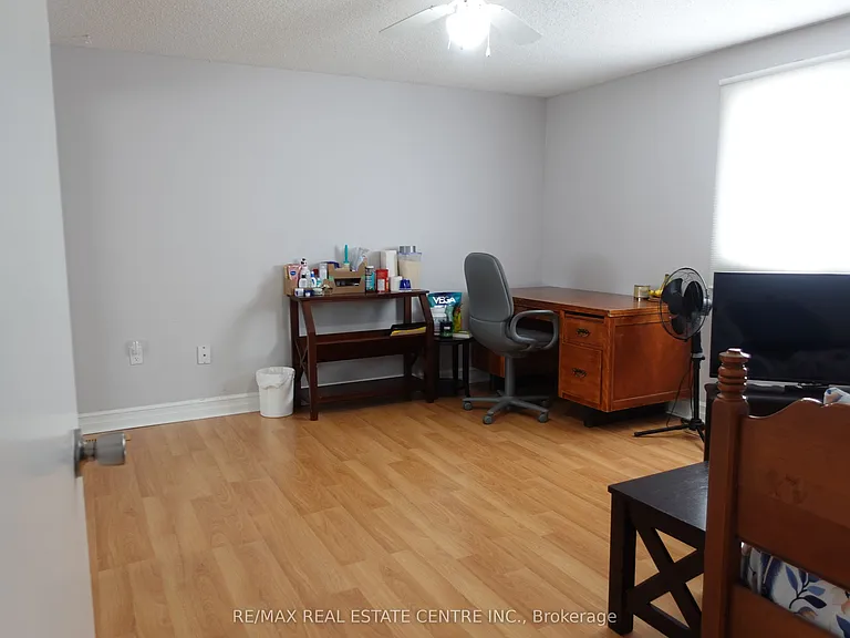 21 Maitland Dr — Photo 21