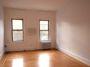 688 Lorimer St APT 2F, Brooklyn, NY 11211
