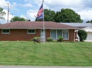 319 S Mart St, Morganfield, KY 42437