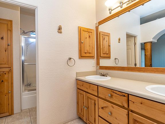 5th image of 32515 N 221st Dr