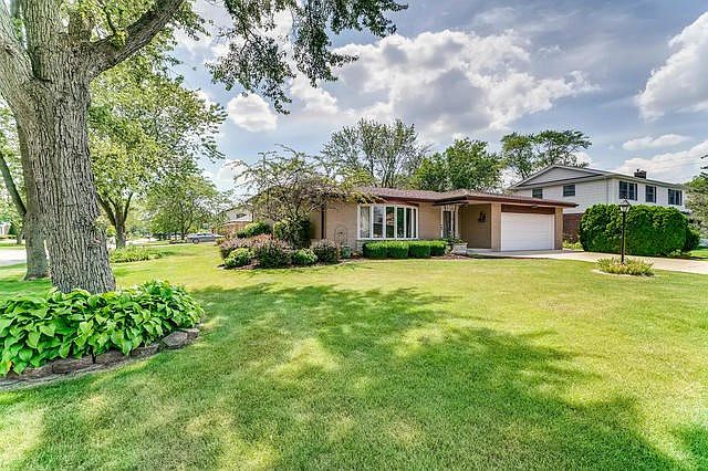 1st image of 7669 White Pine Pl