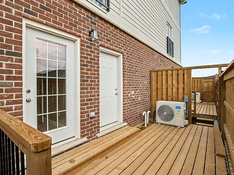 172 Kehl St #1 — Photo 11