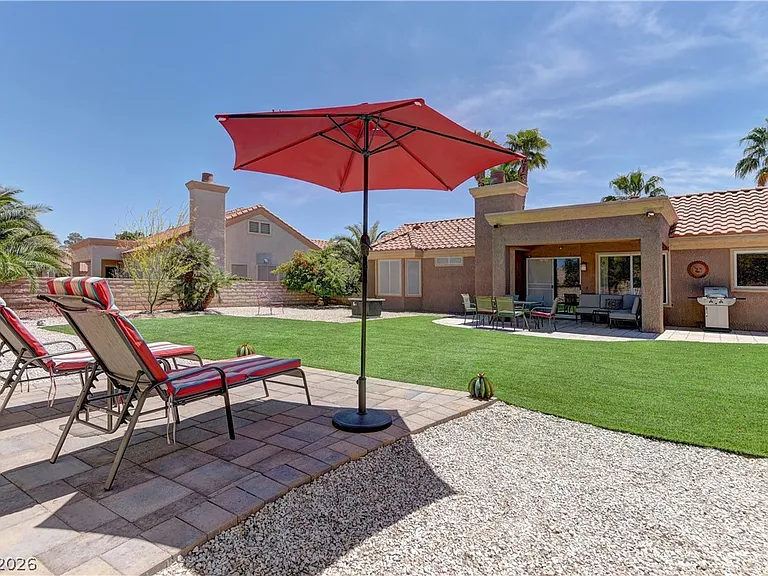 8912 Signal Terrace Dr — Photo 22