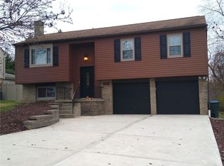1021 Deerfield Dr, Elizabeth, PA