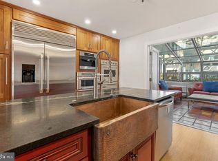 7 N Columbus Blvd APT 104, Philadelphia, PA 19106