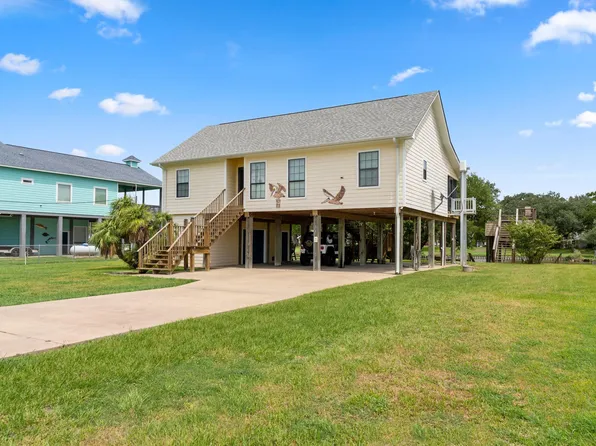 495 County Road 291, Bay City, TX 77414