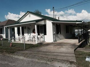 356 Orchard Ave, Hamlin, WV 25523