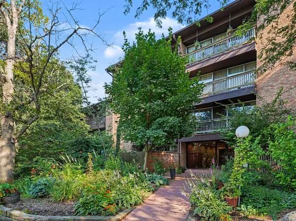 5700 Hillcrest Ln #3L, Lisle, IL 60532