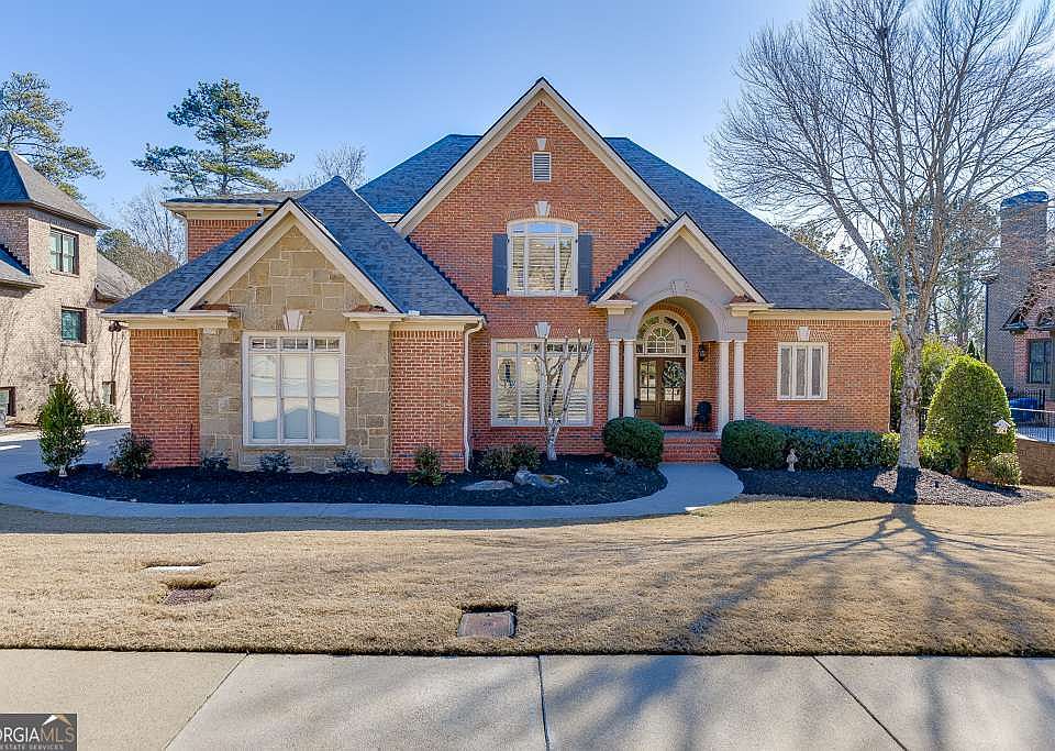 1st image of 3083 Cambridge Hill Dr