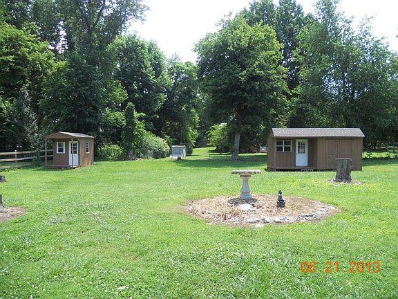 4th image of 2207 Kim Dr